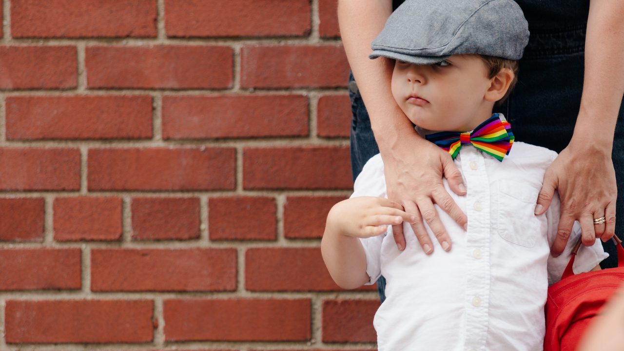 https://educfrance.org/wp-content/uploads/2020/09/little-boy-ready-for-school-with-mom-1280x720.jpg